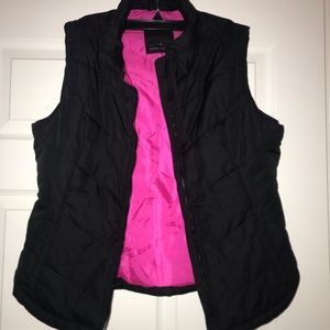Black, zip up vest